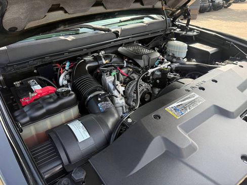 Used 2009 Chevrolet Silverado 2500 LT w/ Exterior Plus Package RWD image 35