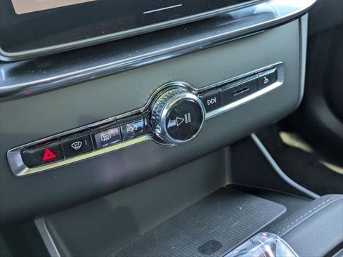 New 2026 Volvo XC90 B6 Core w/ Protection Package Premier image 11