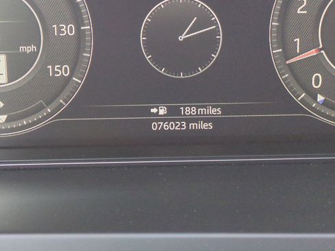 Used 2020 Jaguar E-PACE SE image 22