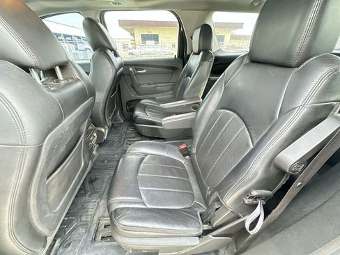 Used 2011 GMC Acadia Denali image 23