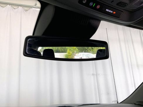 Used 2024 GMC Sierra 1500 SLT w/ SLT Convenience Package RWD image 17