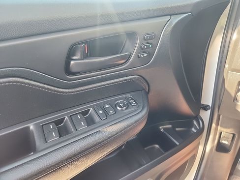 Used 2023 Honda Odyssey EX-L image 27