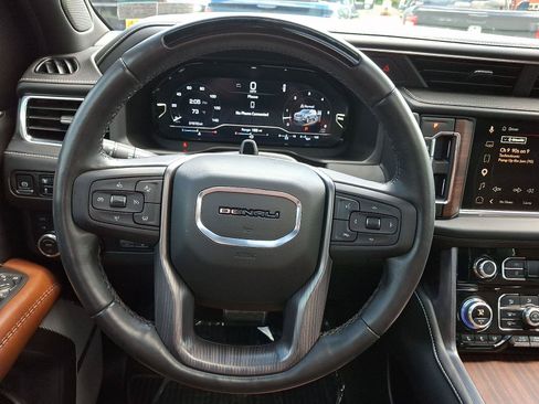 Used 2024 GMC Yukon XL Denali Ultimate AWD/4WD image 22
