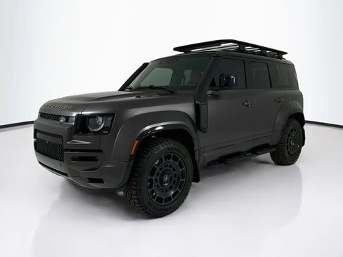 Used 2025 Land Rover Defender 110 AWD/4WD image 1