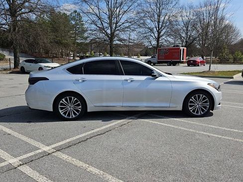 Used 2017 Genesis G80 3.8 w/ Option Group 02 image 9