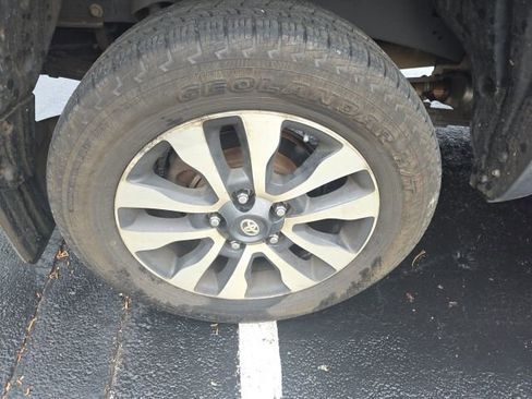 Used 2018 Toyota Tundra Limited w/ Limited Premium Package image 14