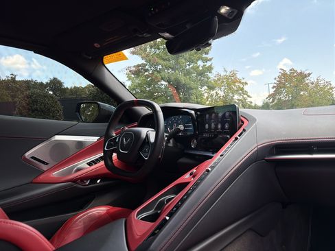 Used 2023 Chevrolet Corvette Stingray Preferred Conv w/ 2LT RWD image 6