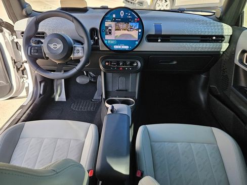 Certified 2025 MINI Cooper S image 18