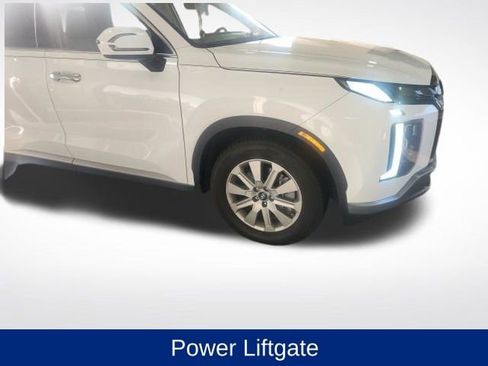 Used 2025 Hyundai Palisade SEL FWD image 3