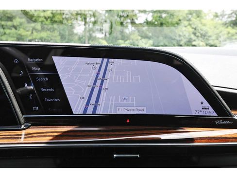 Used 2023 Cadillac Escalade ESV Premium Luxury AWD/4WD image 26