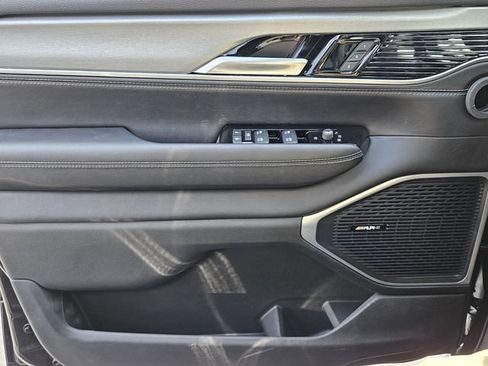 New 2025 Jeep Wagoneer Series II w/ Convenience Group I AWD/4WD image 25