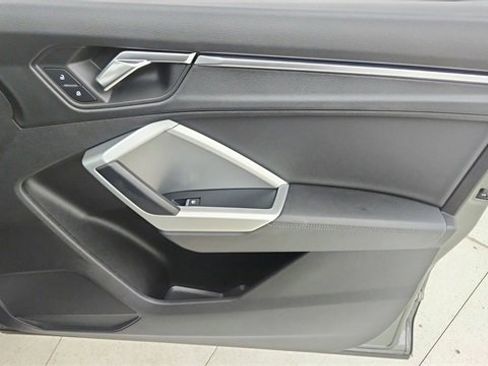 Used 2020 Audi Q3 2.0T Premium w/ Convenience Package image 25