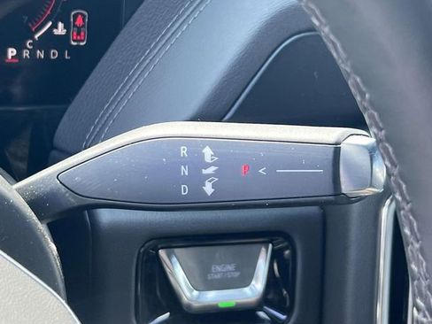 Certified 2025 GMC Yukon XL Denali AWD/4WD image 26