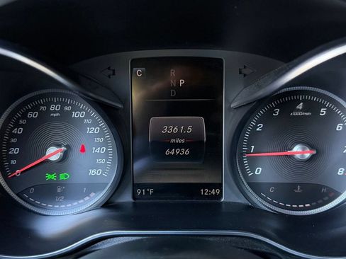 Used 2019 Mercedes-Benz GLC 300 image 10