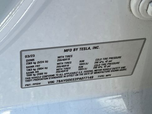 Used 2023 Tesla Model Y Long Range image 27