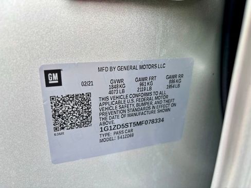 Used 2021 Chevrolet Malibu LT image 12