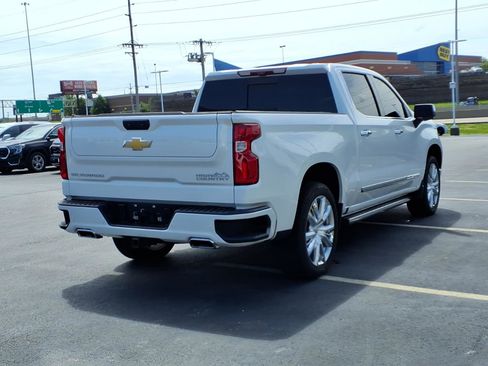Used 2025 Chevrolet Silverado 1500 High Country AWD/4WD image 27