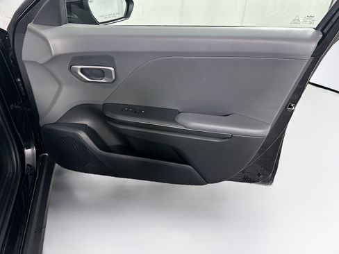 Used 2025 Kia K4 FWD image 30