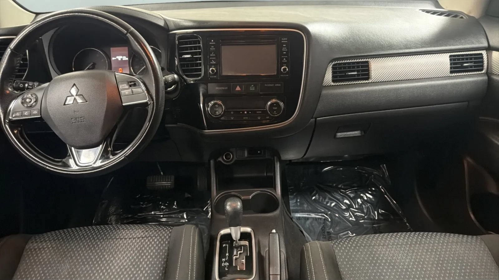 Used 2016 Mitsubishi Outlander SE FWD image 16