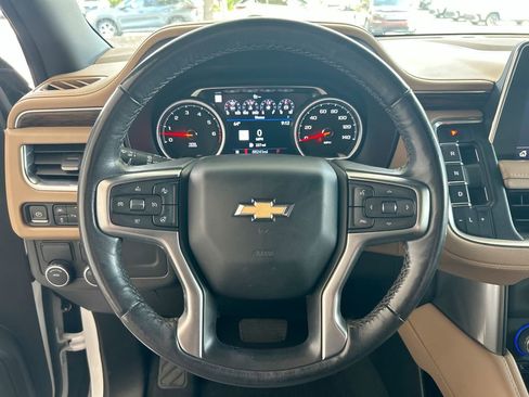 Used 2021 Chevrolet Suburban Premier RWD image 17