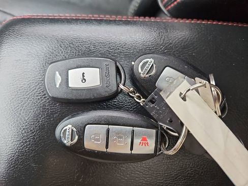 Used 2012 Nissan Rogue SL image 44