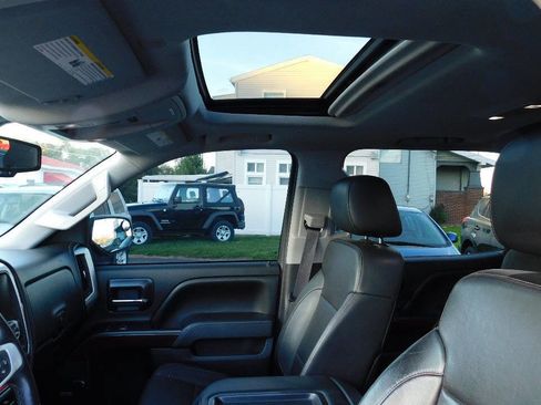 Used 2014 GMC Sierra 1500 SLT w/ SLT Crew Cab Value Package image 30