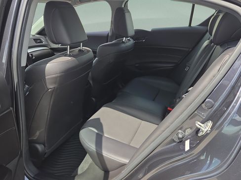 Used 2016 Acura ILX FWD image 11
