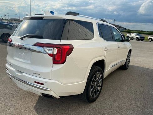 Used 2020 GMC Acadia Denali image 5