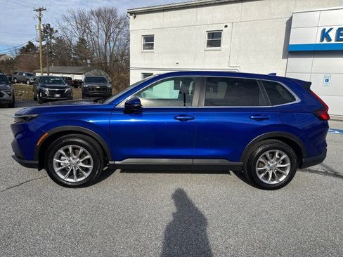 Used 2025 Honda CR-V EX image 4