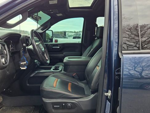Used 2021 GMC Sierra 2500 AT4 w/ AT4 Premium Plus Package image 14