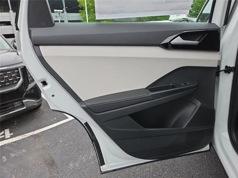 New 2026 Volkswagen Taos S FWD image 23
