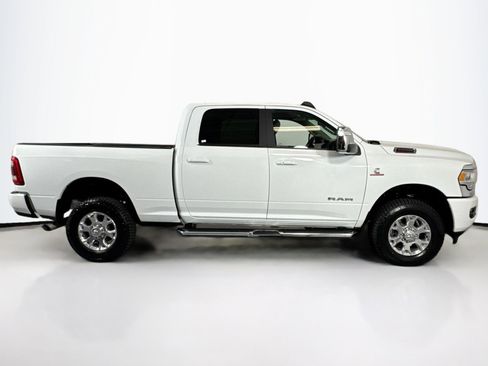 Used 2024 RAM 2500 Laramie AWD/4WD image 4