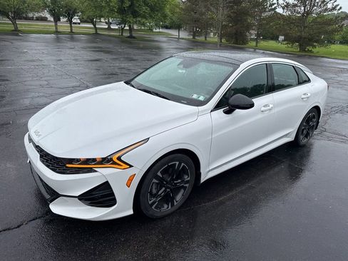 Used 2022 Kia K5 GT-Line w/ GT-Line Awd Premium Package image 3