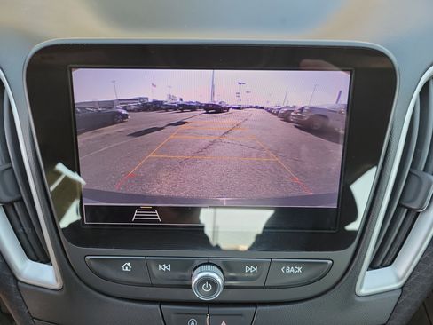 Used 2022 Chevrolet Malibu LS image 12