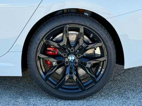 New 2026 BMW 330i Sedan w/ M Sport Package image 17