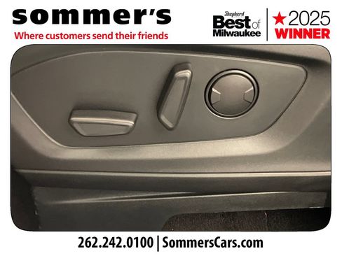 Used 2024 Ford Explorer Limited w/ Limited Technology Package AWD/4WD image 10