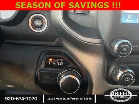 Used 2024 RAM 2500 Tradesman w/ Chrome Appearance Group image 28