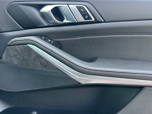 Certified 2023 BMW X5 sDrive40i w/ Climate Comfort Package image 21