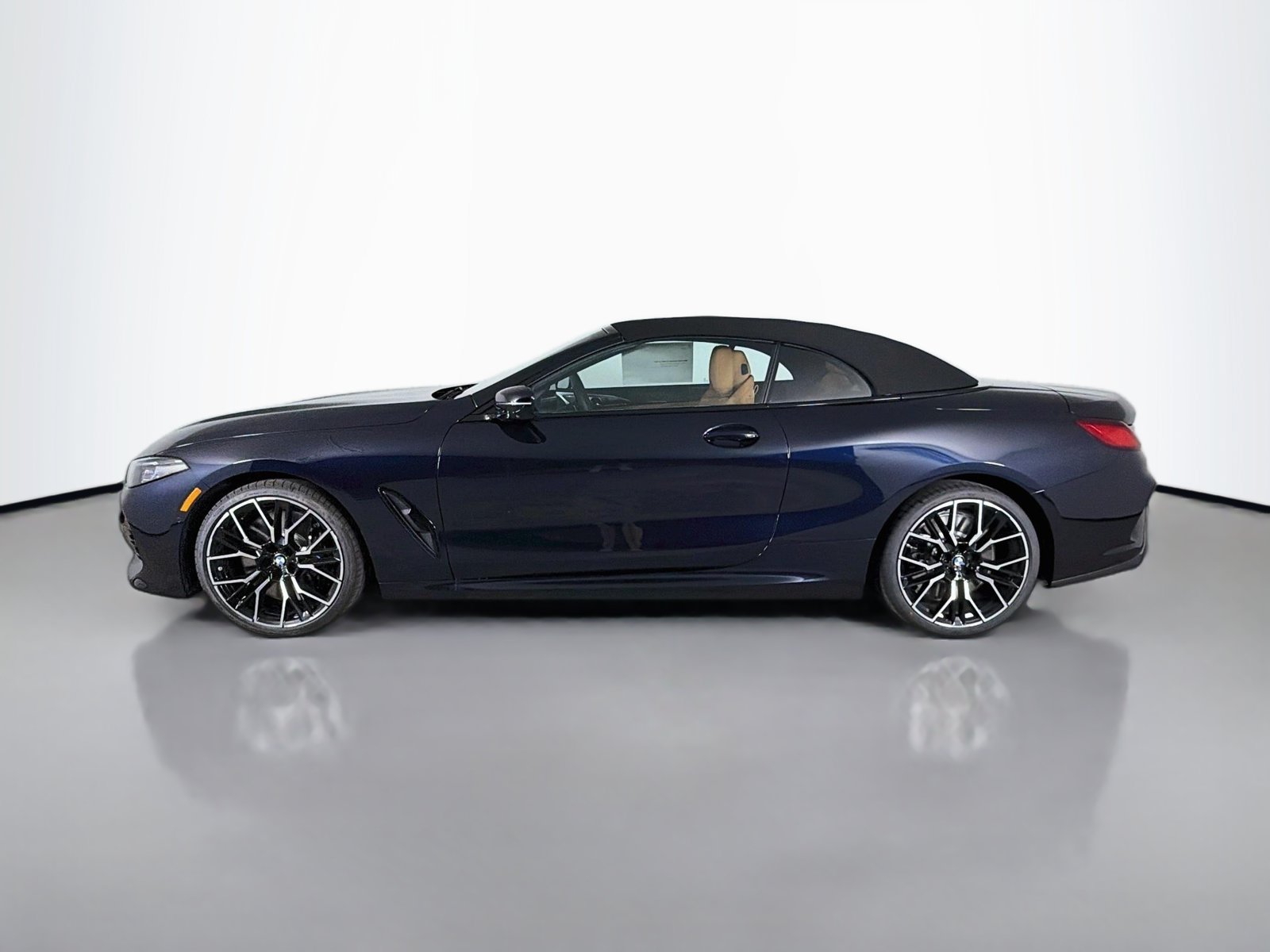 Used 2026 BMW 840i Convertible RWD image 4