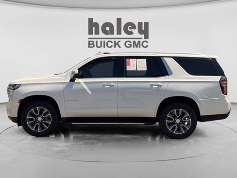 Used 2022 Chevrolet Tahoe LT w/ Max Trailering Package AWD/4WD image 2