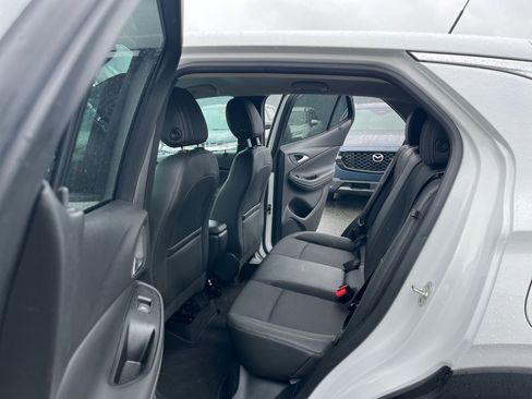Used 2025 Buick Encore GX Preferred FWD image 26