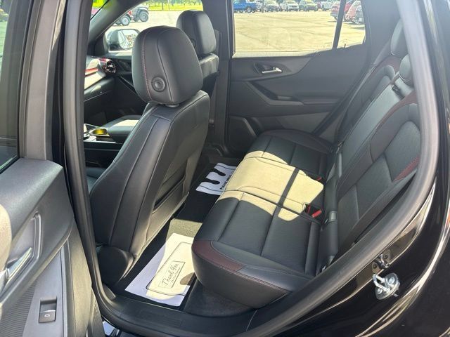 Used 2026 Chevrolet Equinox RS FWD image 11