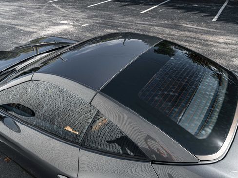 Used 2015 Ferrari California T image 32