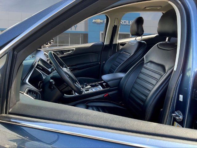 Used 2019 Ford Edge SEL w/ Equipment Group 201A FWD image 23