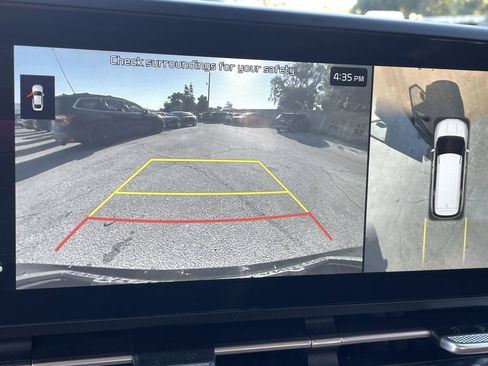 Certified 2024 Kia Carnival SX Prestige image 24