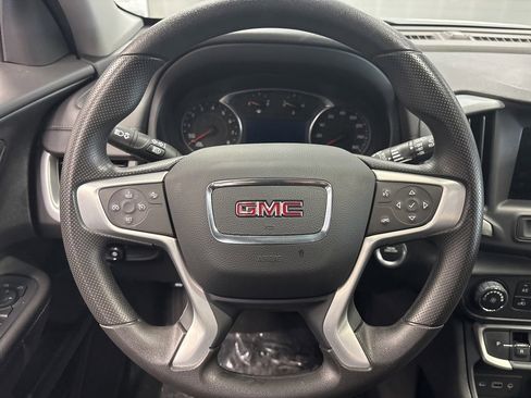 Certified 2024 GMC Terrain SLE image 33