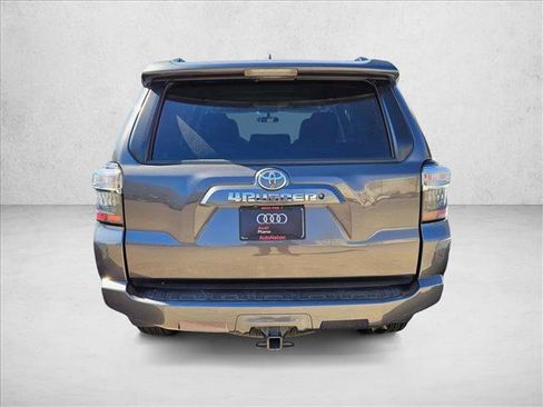 Used 2019 Toyota 4Runner SR5 image 9