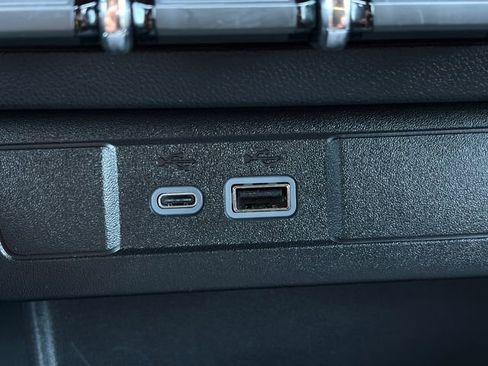 Used 2024 GMC Canyon AT4 w/ Canyon Safety Plus Package image 25