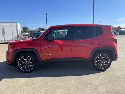 Used 2021 Jeep Renegade Sport image 7