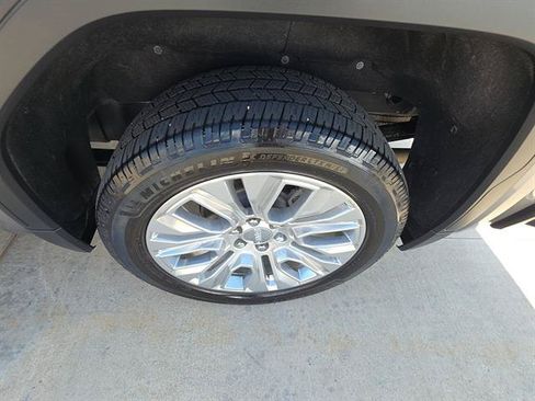Used 2021 GMC Sierra 1500 Denali w/ Denali Ultimate Package AWD/4WD image 11